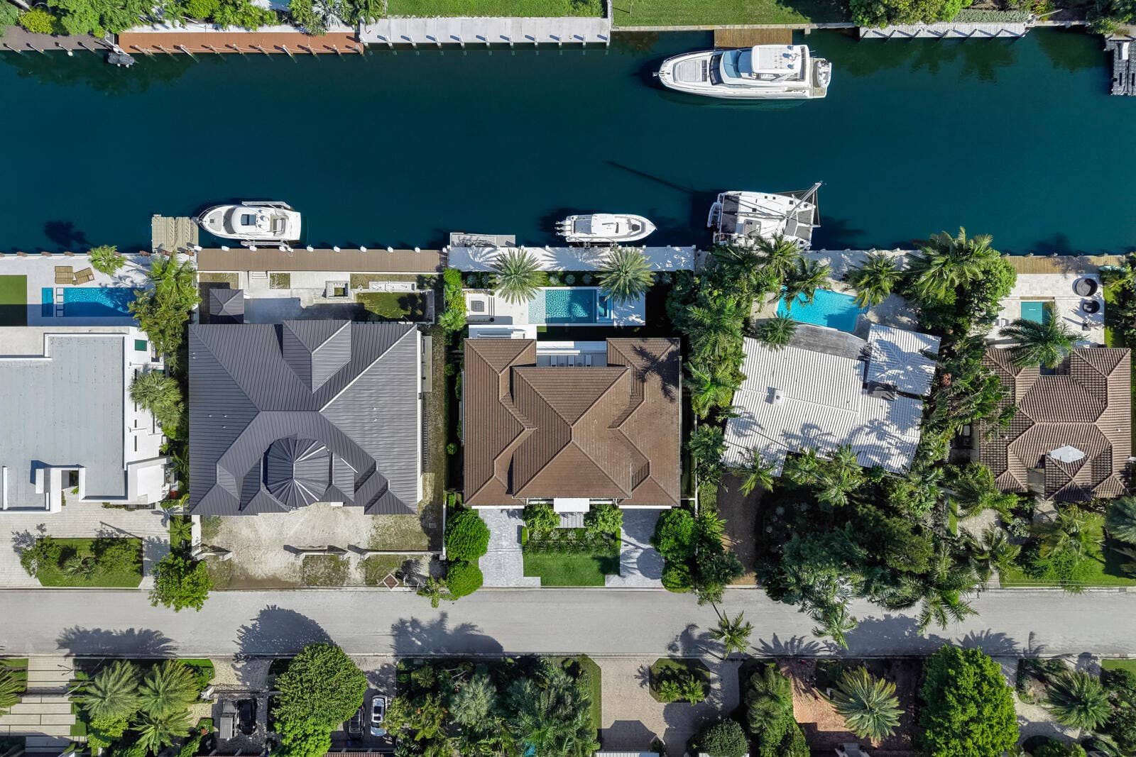 2423 Castilla Isle, Fort Lauderdale, FL 33301 DJI_20260913102307_0937_D-MLS