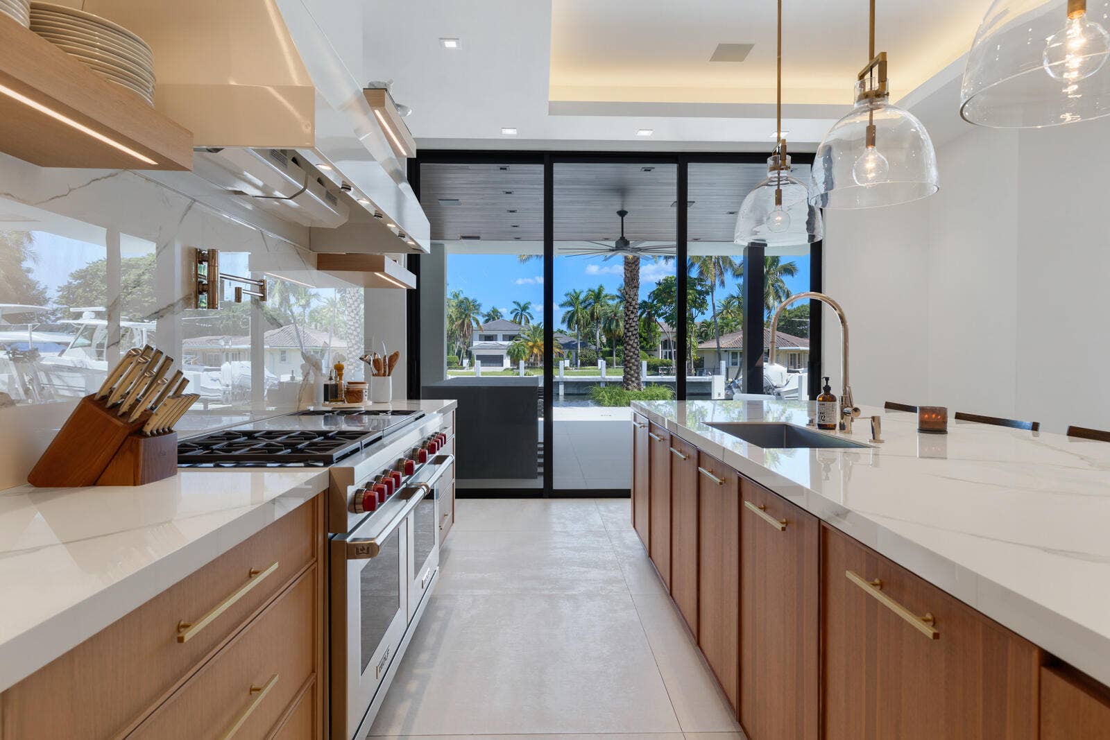 2423 Castilla Isle, Fort Lauderdale, FL 33301 7T6A7331-MLS