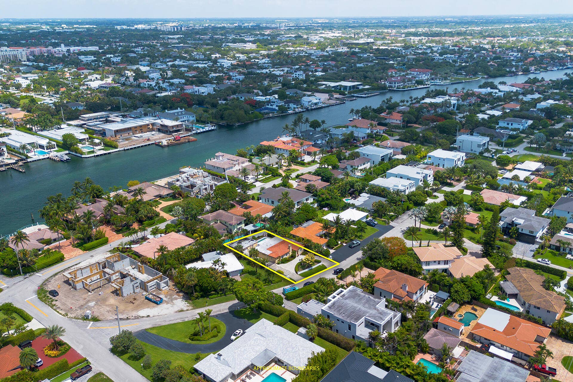 145 NE Spanish Court, Boca Raton, FL 33432 145-NE-SPANISH-COURT-33432-071-M
