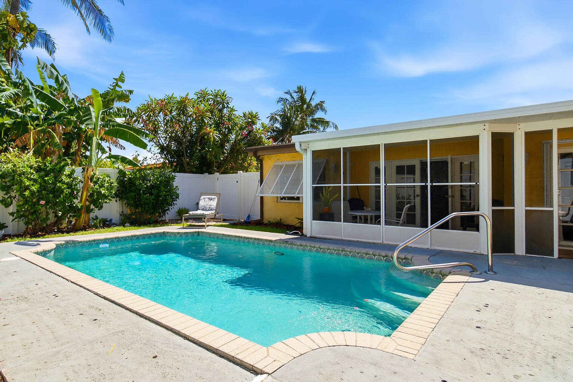 145 NE Spanish Court, Boca Raton, FL 33432 145-NE-SPANISH-COURT-33432-032