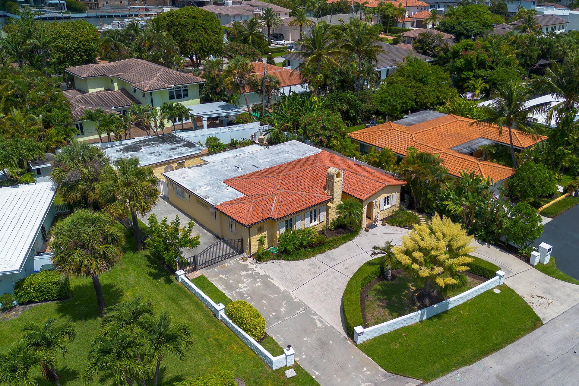 145 NE Spanish Court, Boca Raton, FL 33432 145-NE-SPANISH-COURT-33432-064