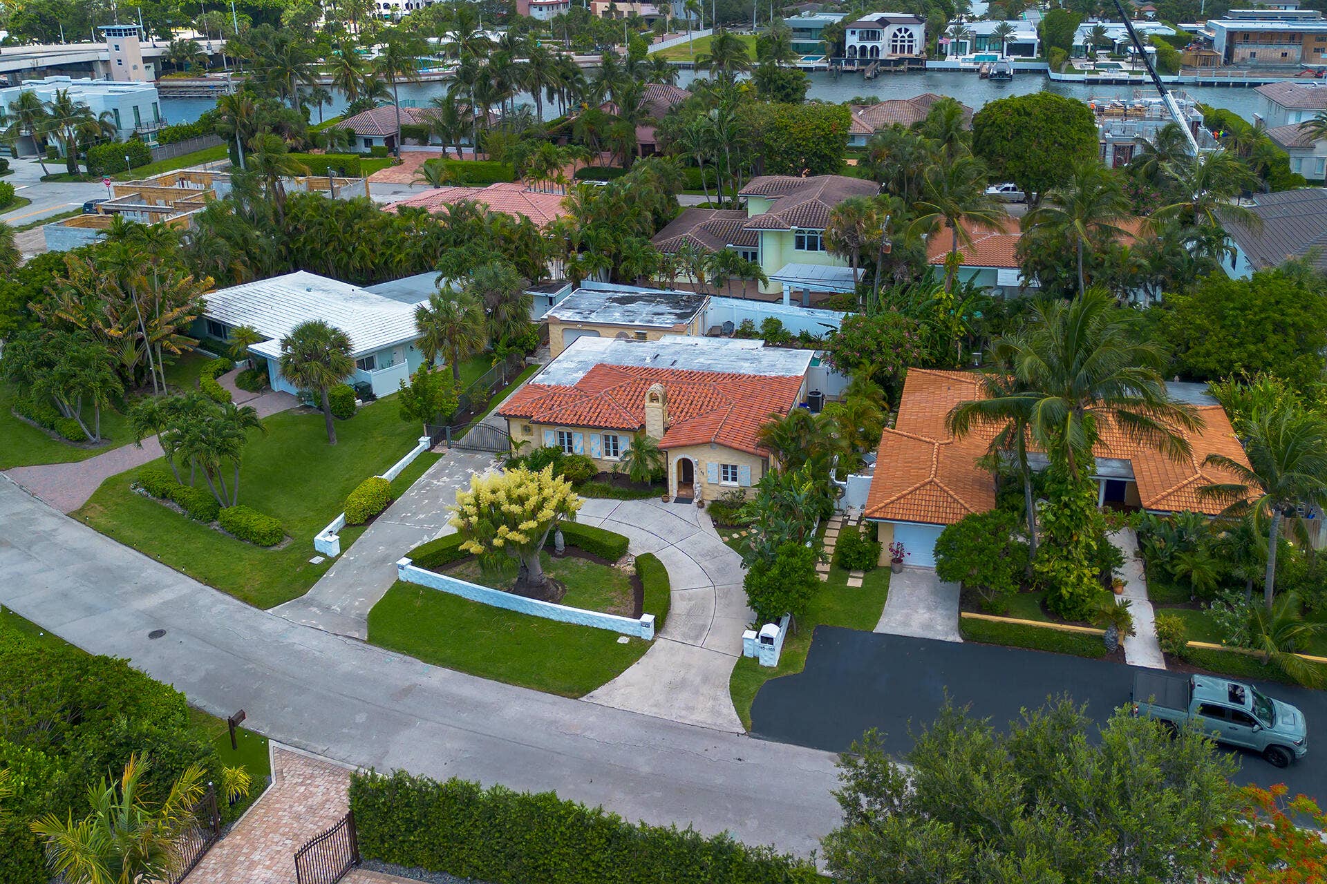 145 NE Spanish Court, Boca Raton, FL 33432 145-NE-SPANISH-COURT-33432-065