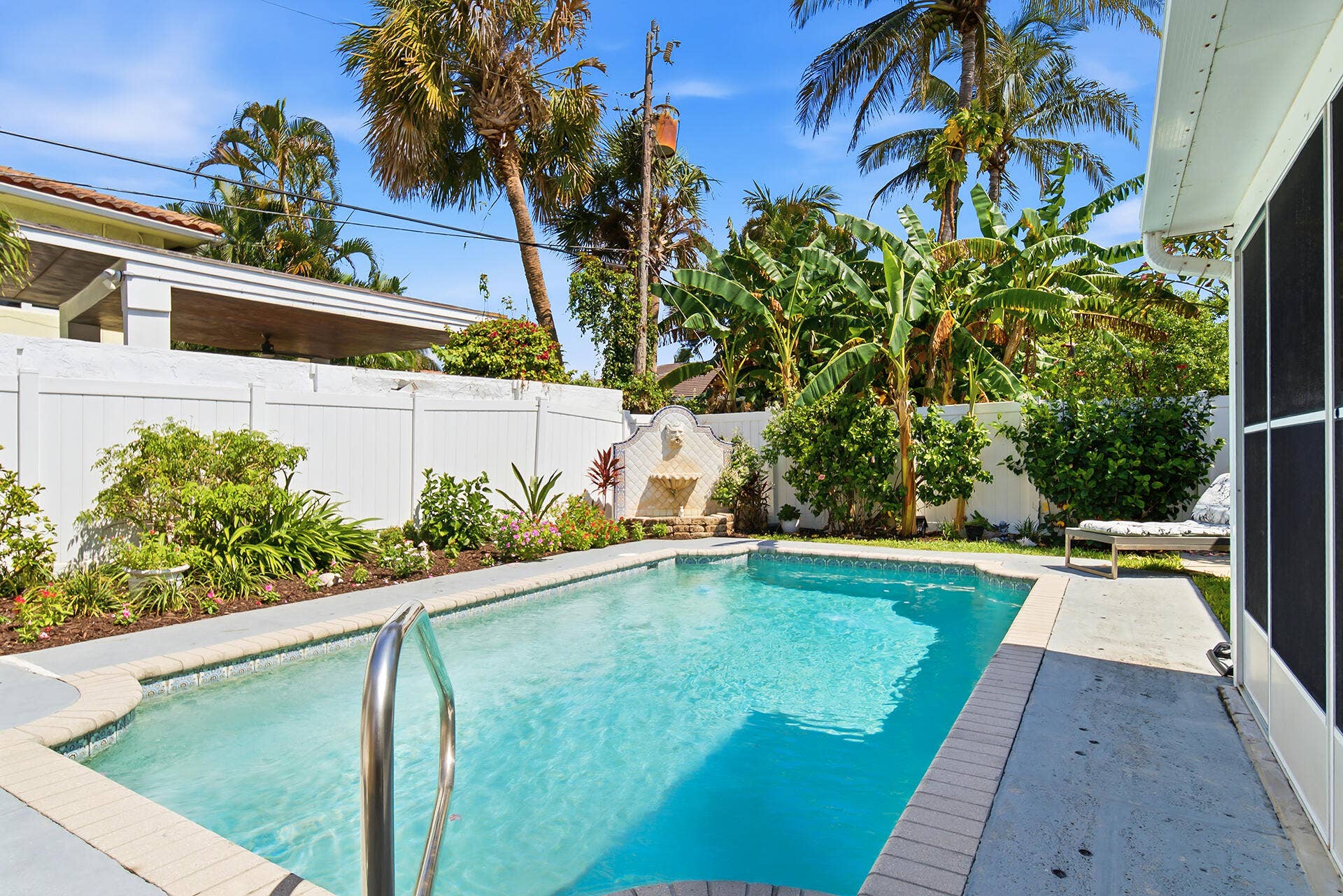 145 NE Spanish Court, Boca Raton, FL 33432 145-NE-SPANISH-COURT-33432-031