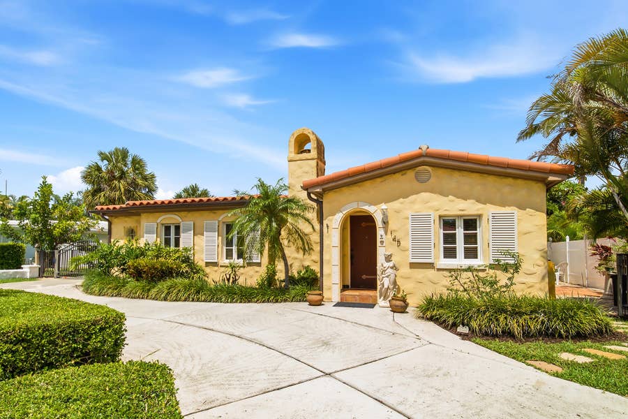 Property photo for 145 NE Spanish Court, Boca Raton, FL
