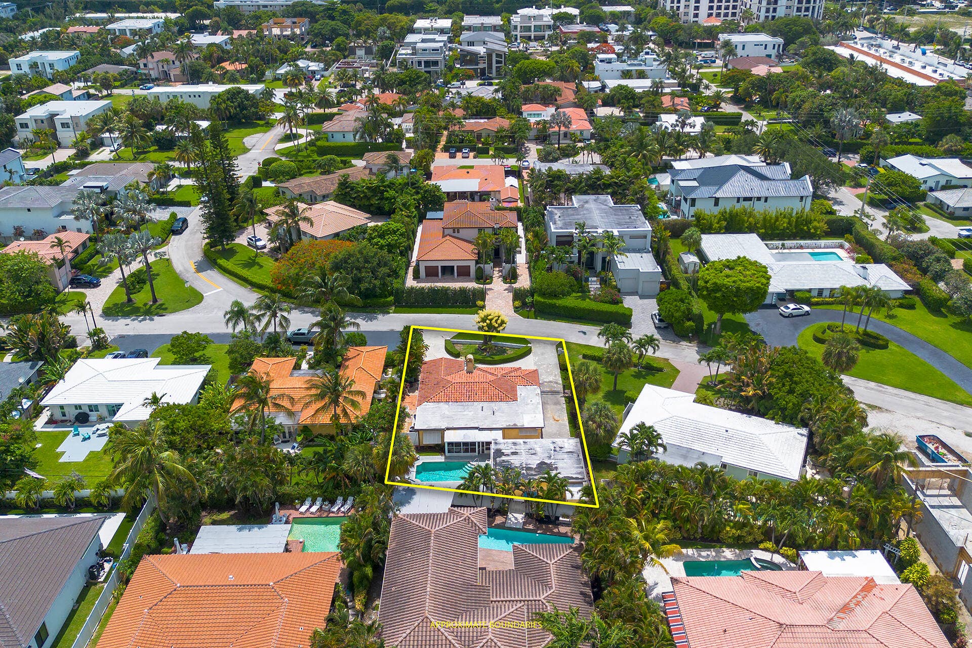 145 NE Spanish Court, Boca Raton, FL 33432 145-NE-SPANISH-COURT-33432-068-M