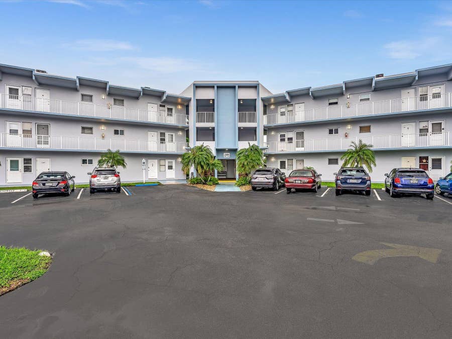 Property photo for 2309 Park Lane, #316, Hollywood, FL