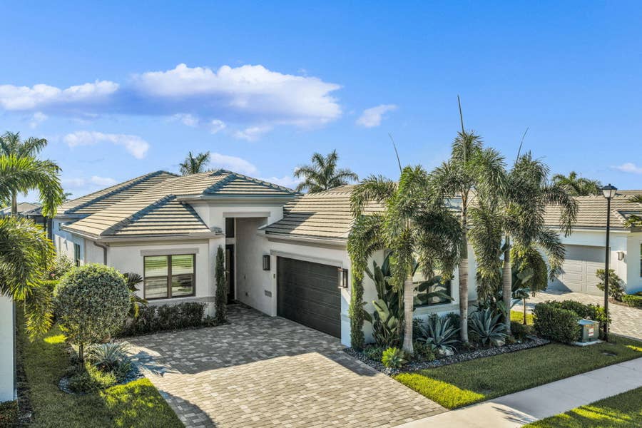 Property photo for 9266 MOUNTAIN PINE Grove, Boynton Beach, FL