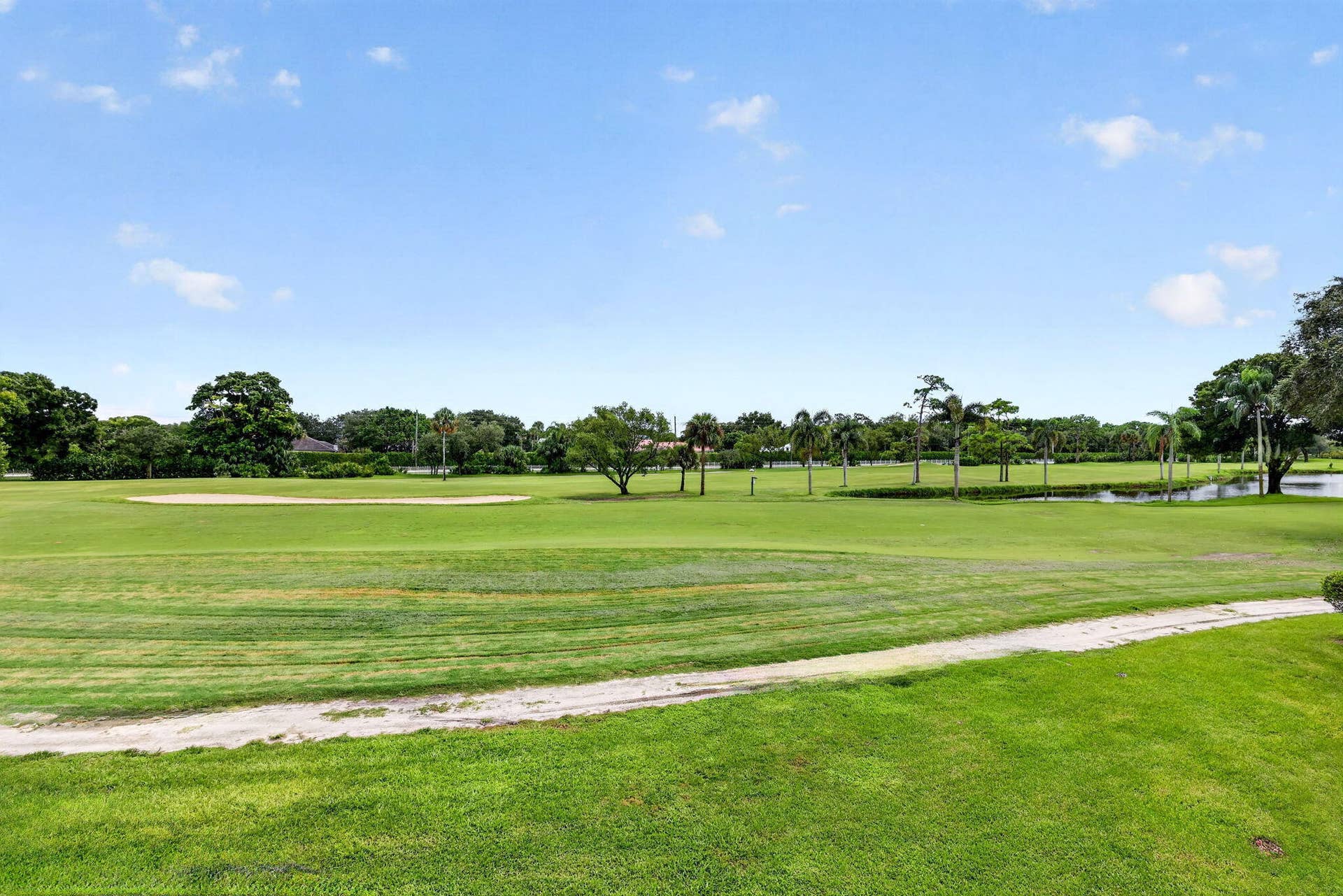 18449 GOLF VIEW 1