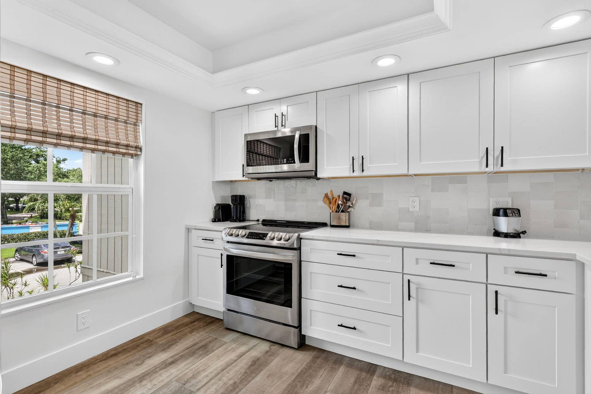 18449 KITCHEN 1
