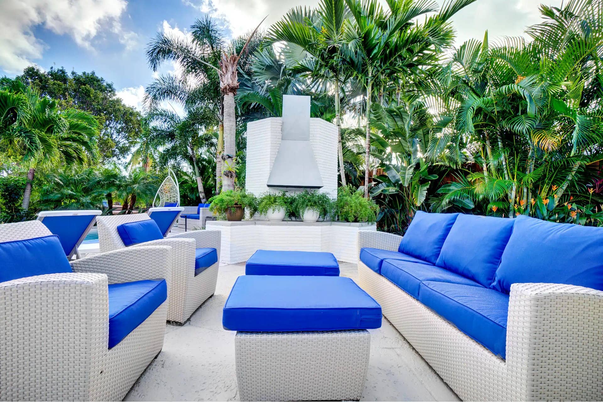 3960 NE 16th Avenue, Oakland Park, FL 33334 Canal House 41