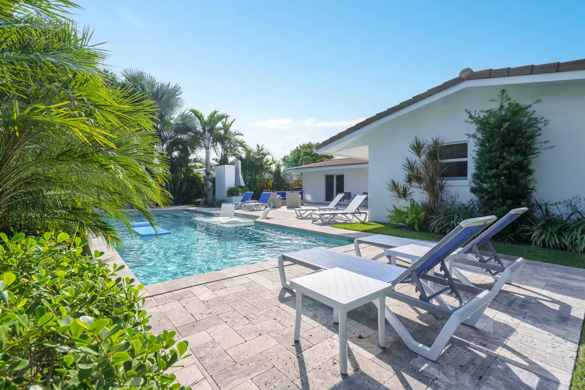 3960 NE 16th Avenue, Oakland Park, FL 33334 Canal House 40