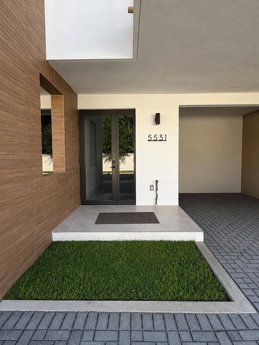 Property photo for 5531 W Oak Way, Fort Lauderdale, FL