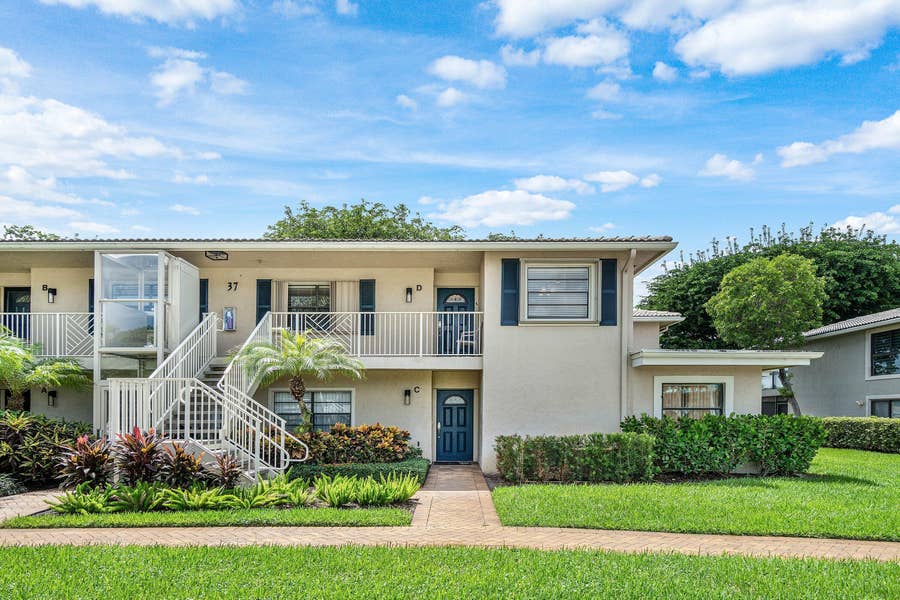 Property photo for 37 Stratford Lane W, #D, Boynton Beach, FL