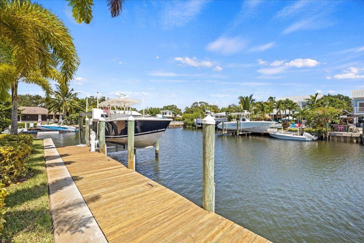 205 Body Court, Jupiter, Jupiter, FL 33477 Private Dock