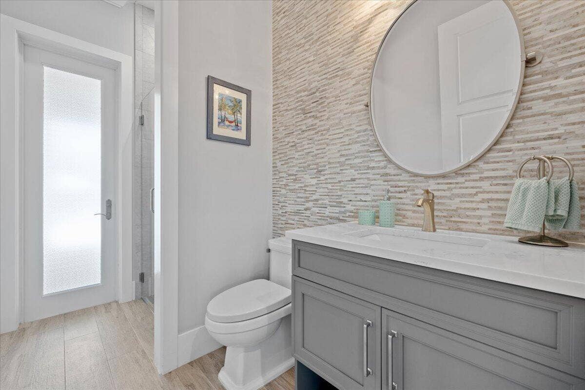 205 Body Court, Jupiter, Jupiter, FL 33477 Cabana Bathroom