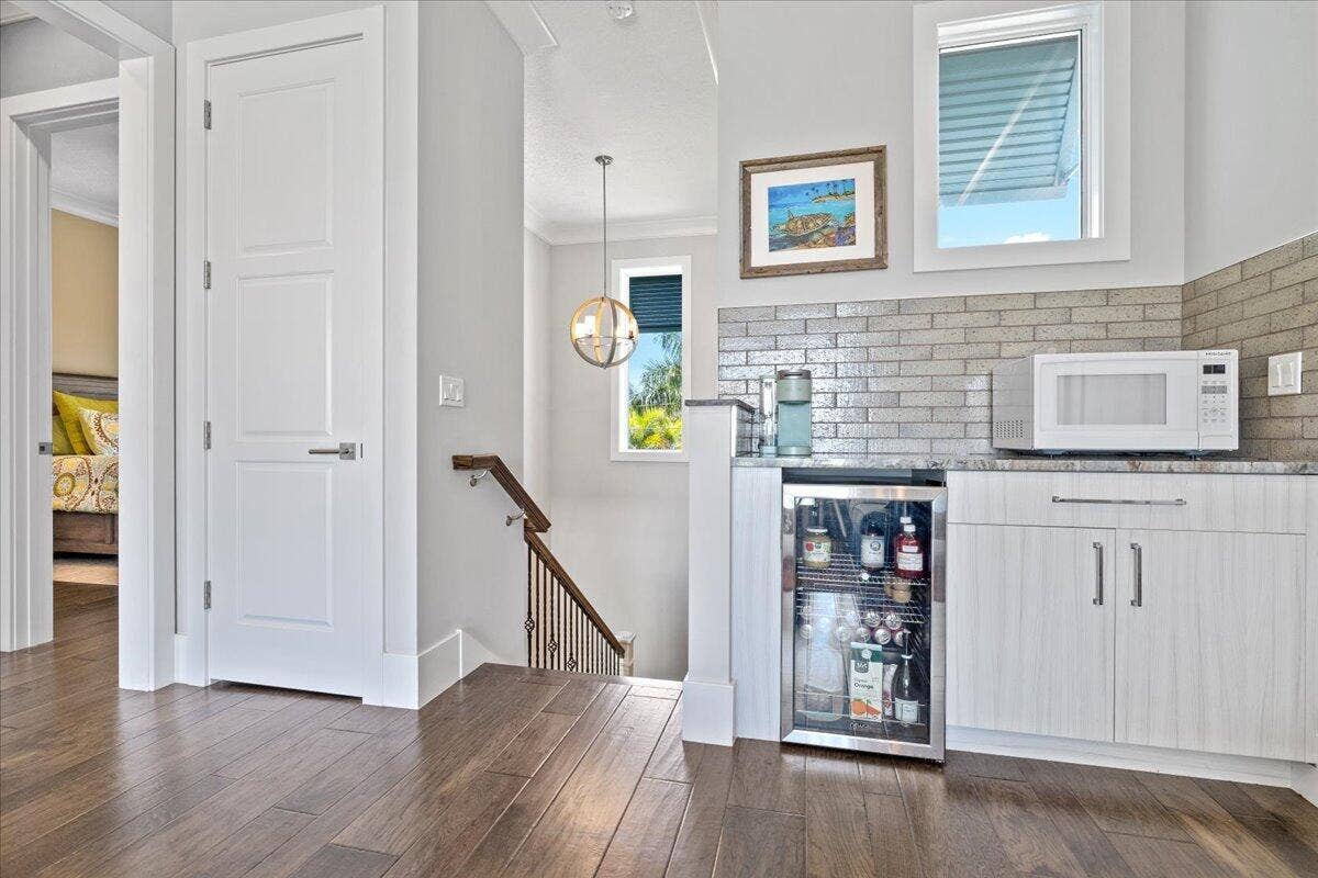 205 Body Court, Jupiter, Jupiter, FL 33477 Upstairs Loft Area