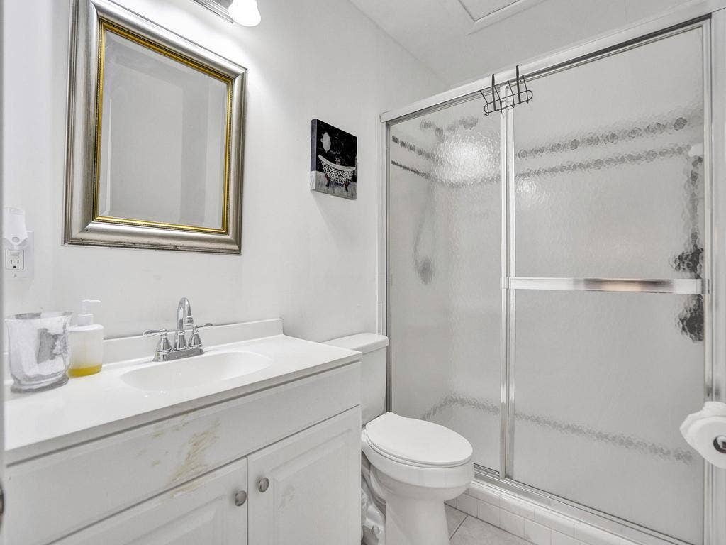 4422 Sea Grape Drive, Lauderdale By The Sea, FL 33308 ROY05502