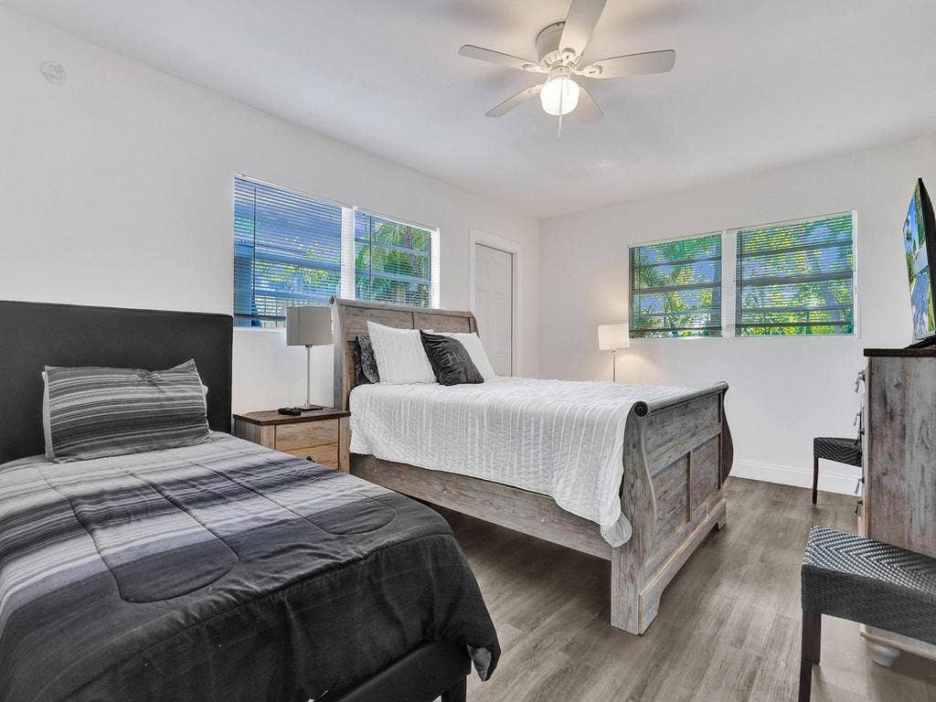 4422 Sea Grape Drive, Lauderdale By The Sea, FL 33308 ROY05478