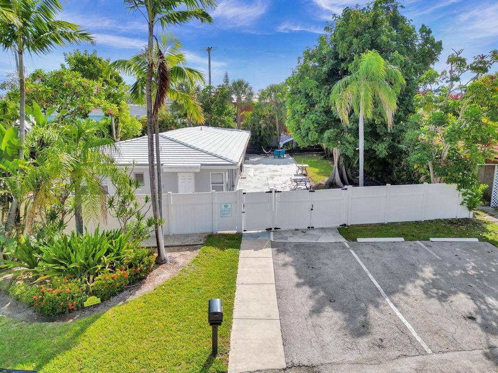 4422 Sea Grape Drive, Lauderdale By The Sea, FL 33308 DJI_0152