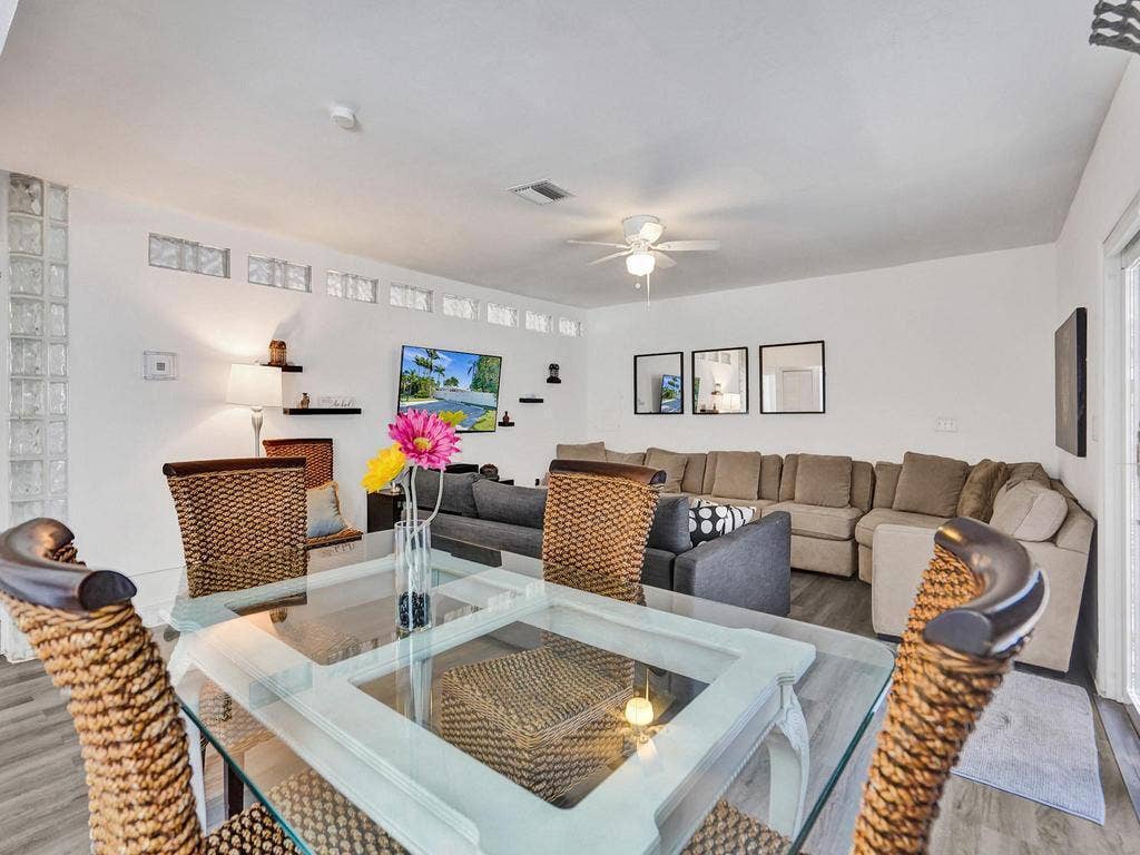 4422 Sea Grape Drive, Lauderdale By The Sea, FL 33308 ROY05508