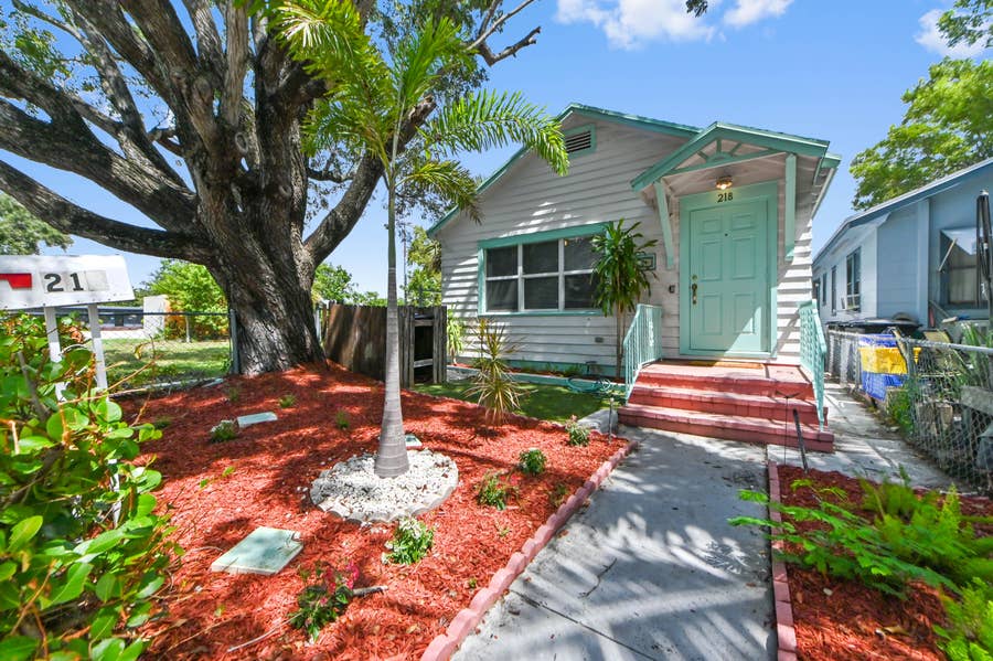 Property photo for 218 N H Street, Lake Worth Beach, FL