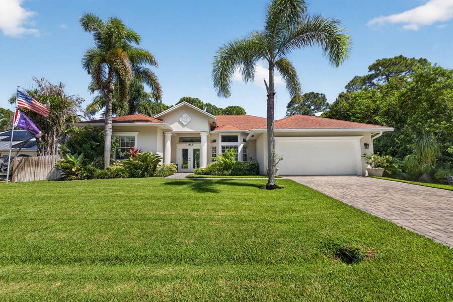 Property photo for 1925 SW OAKWOOD Road, Port St Lucie, FL