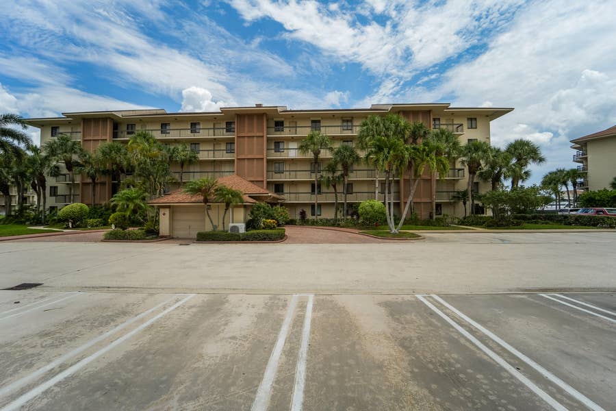 Property photo for 2601 MARINA ISLE Way, #204, Jupiter, FL