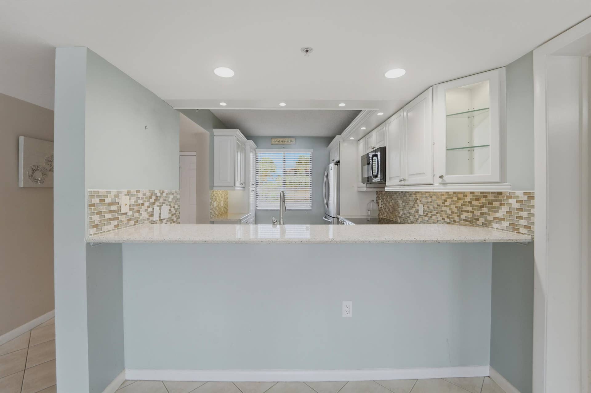 2601 MARINA ISLE Way, #204, Jupiter, FL 33477 Kitchen