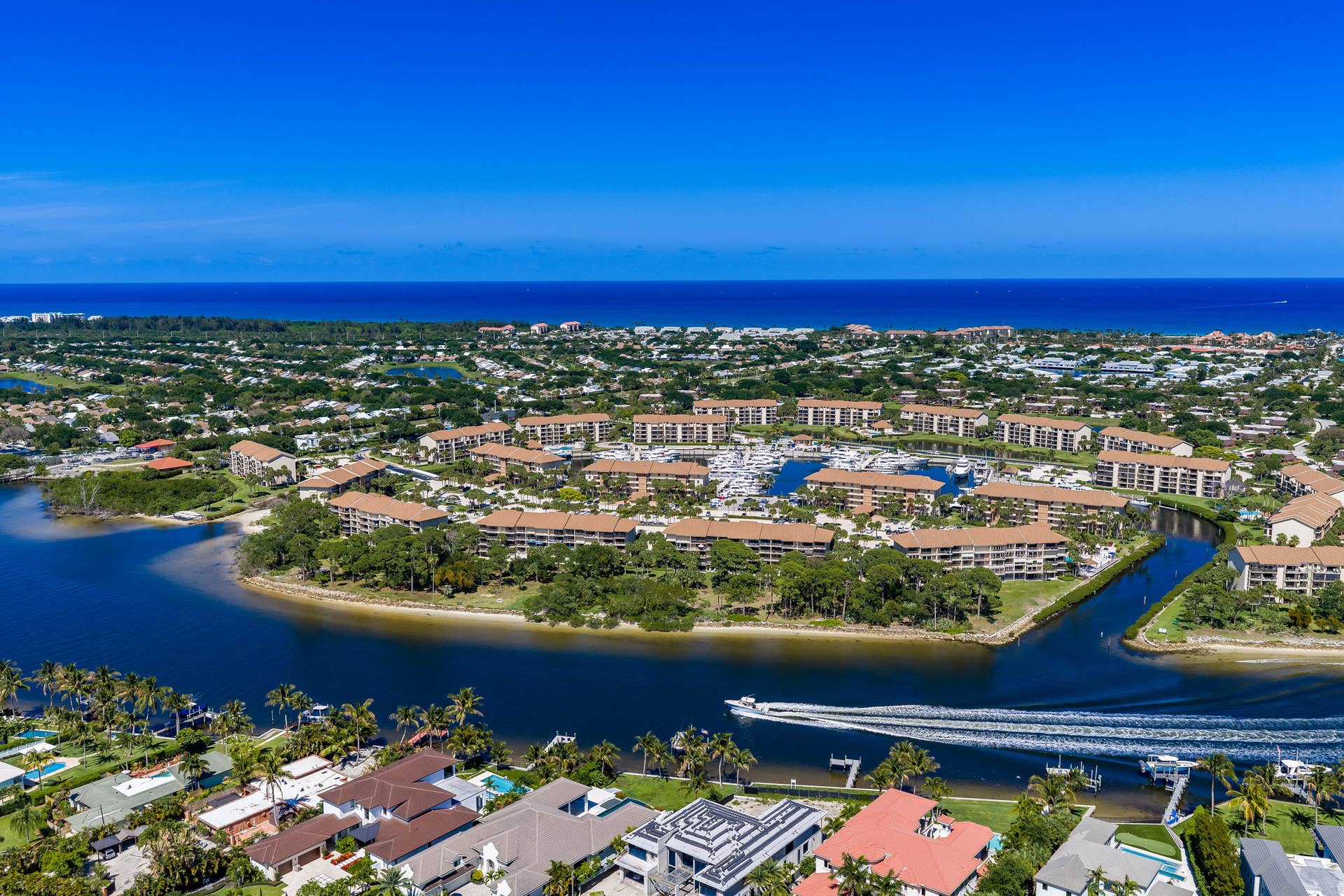 2601 MARINA ISLE Way, #204, Jupiter, FL 33477 Marina Isles on Bluffs comunities_10