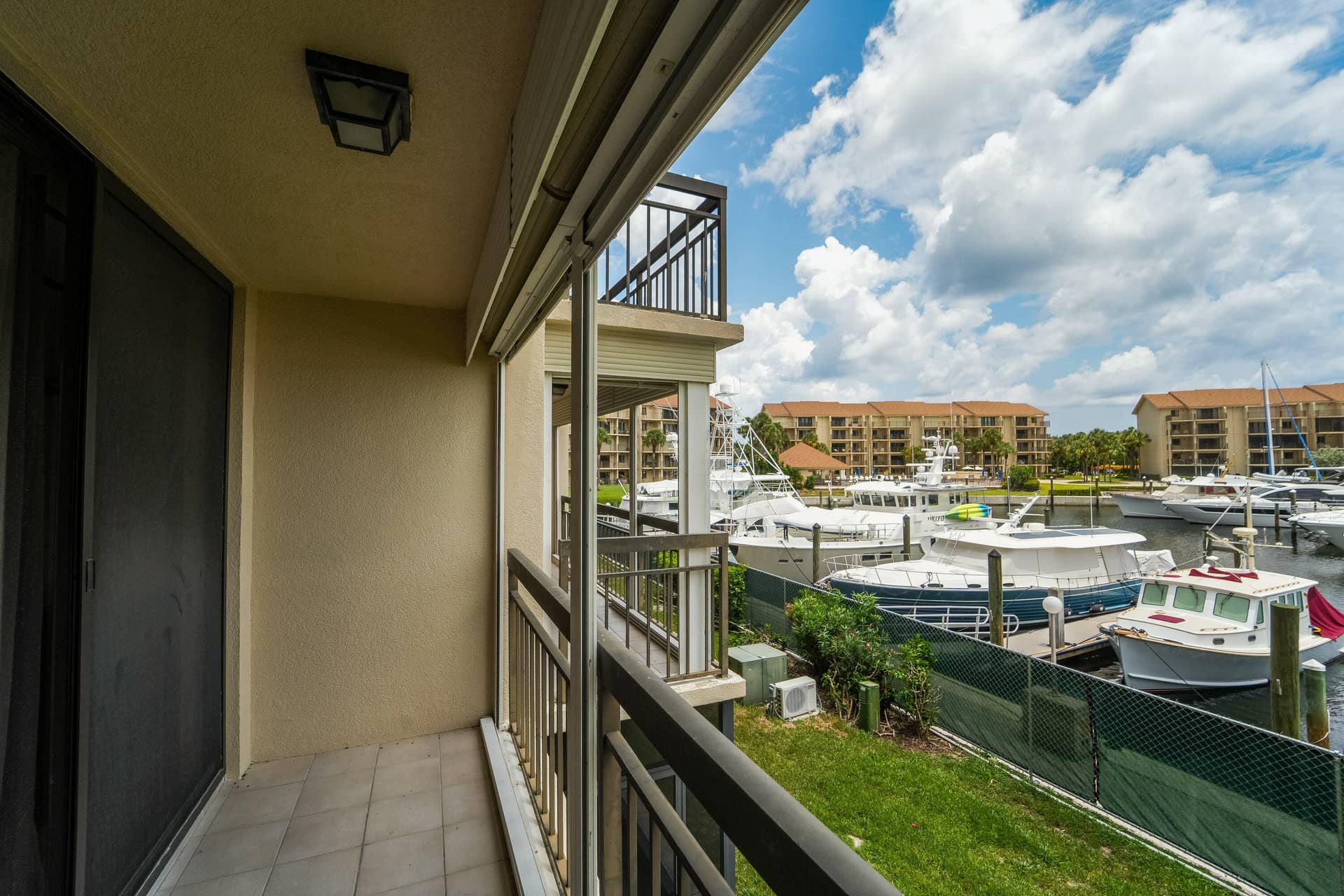 2601 MARINA ISLE Way, #204, Jupiter, FL 33477 2601 Marina way o-11