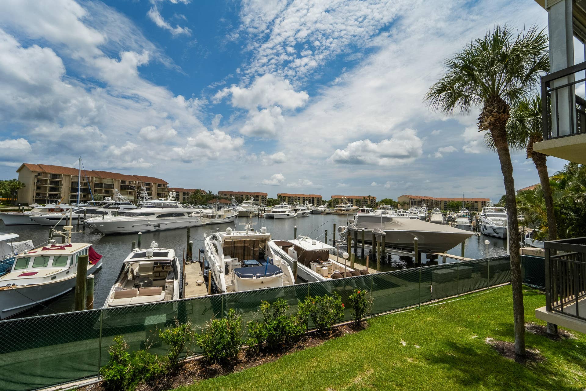 2601 MARINA ISLE Way, #204, Jupiter, FL 33477 2601 Marina way o-8