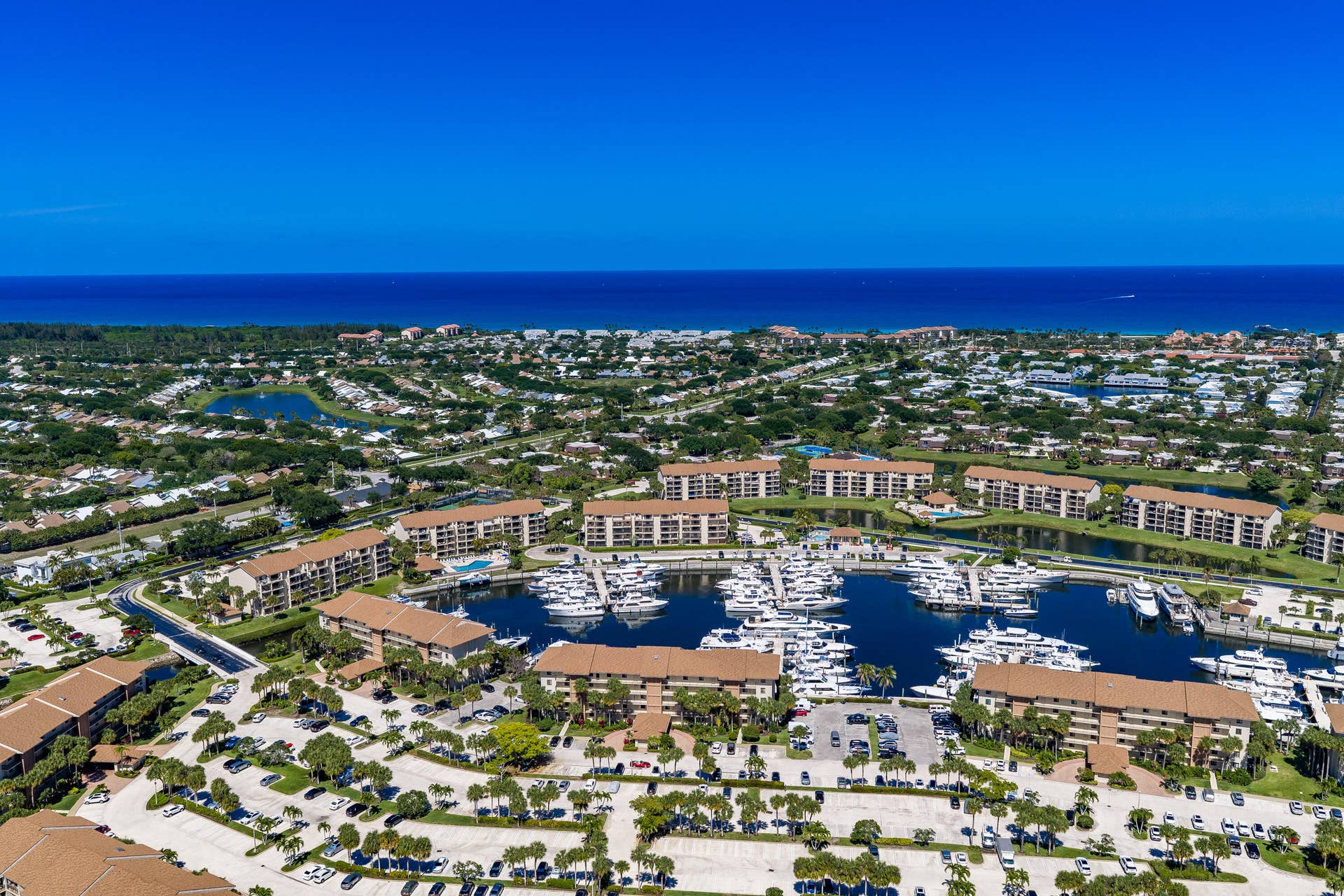 2601 MARINA ISLE Way, #204, Jupiter, FL 33477 Marina Isles on Bluffs comunities_09