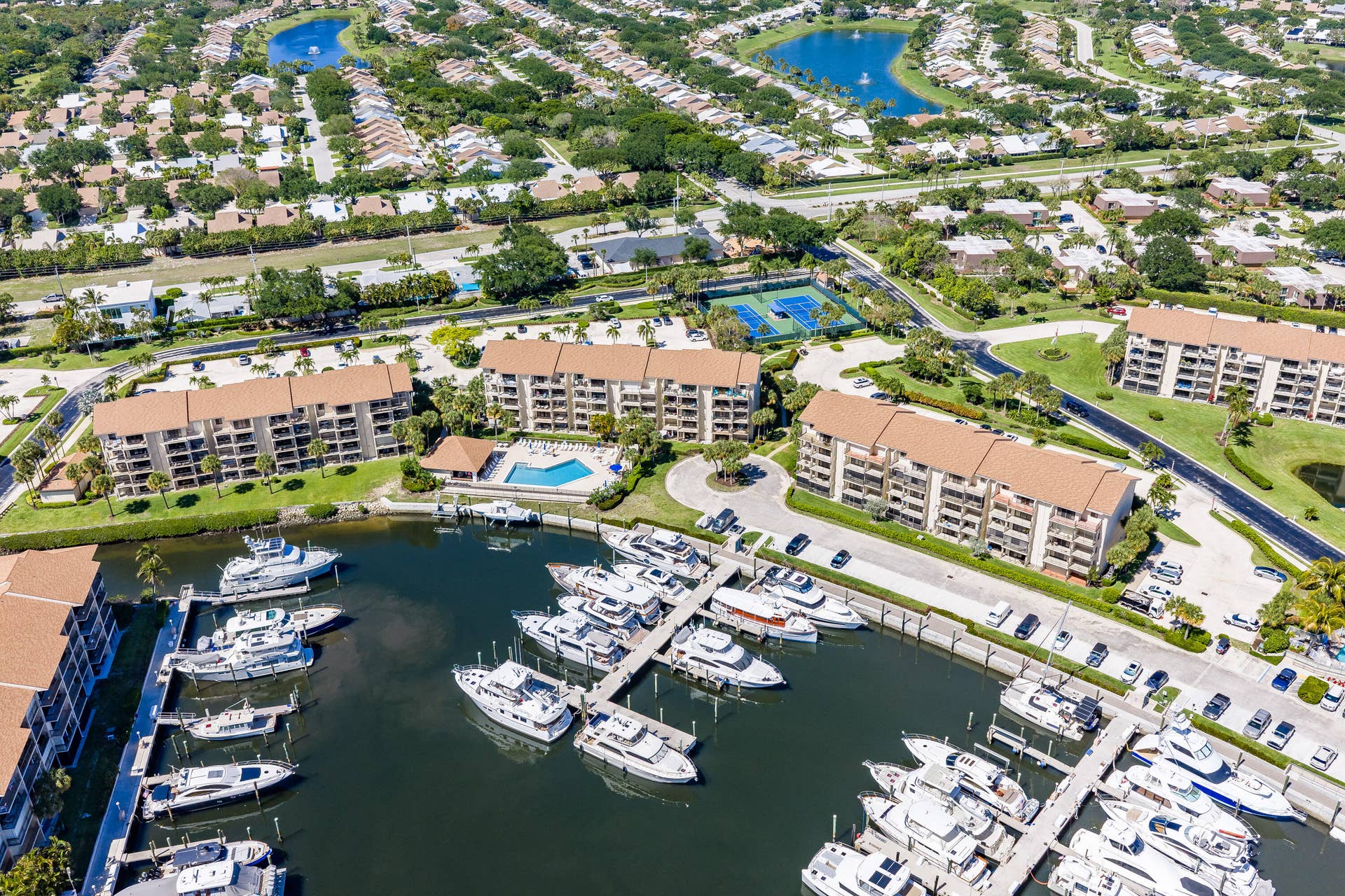 2601 MARINA ISLE Way, #204, Jupiter, FL 33477 Marina Isles on Bluffs comunities_14