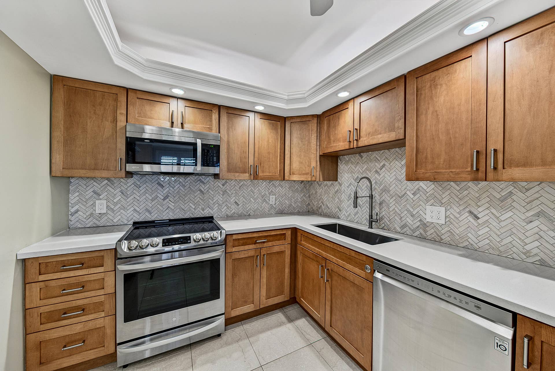 4000 CYPRESS GROVE Way, #506, Pompano Beach, Pompano Beach, FL 33069 cunningham-38