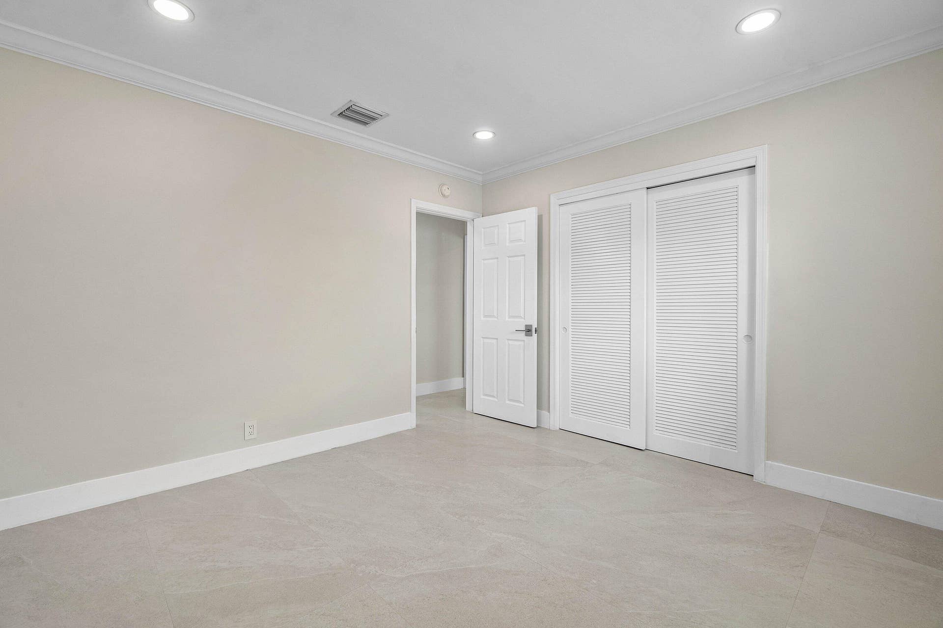 035-1525Southeast6thStreet-DeerfieldBeac