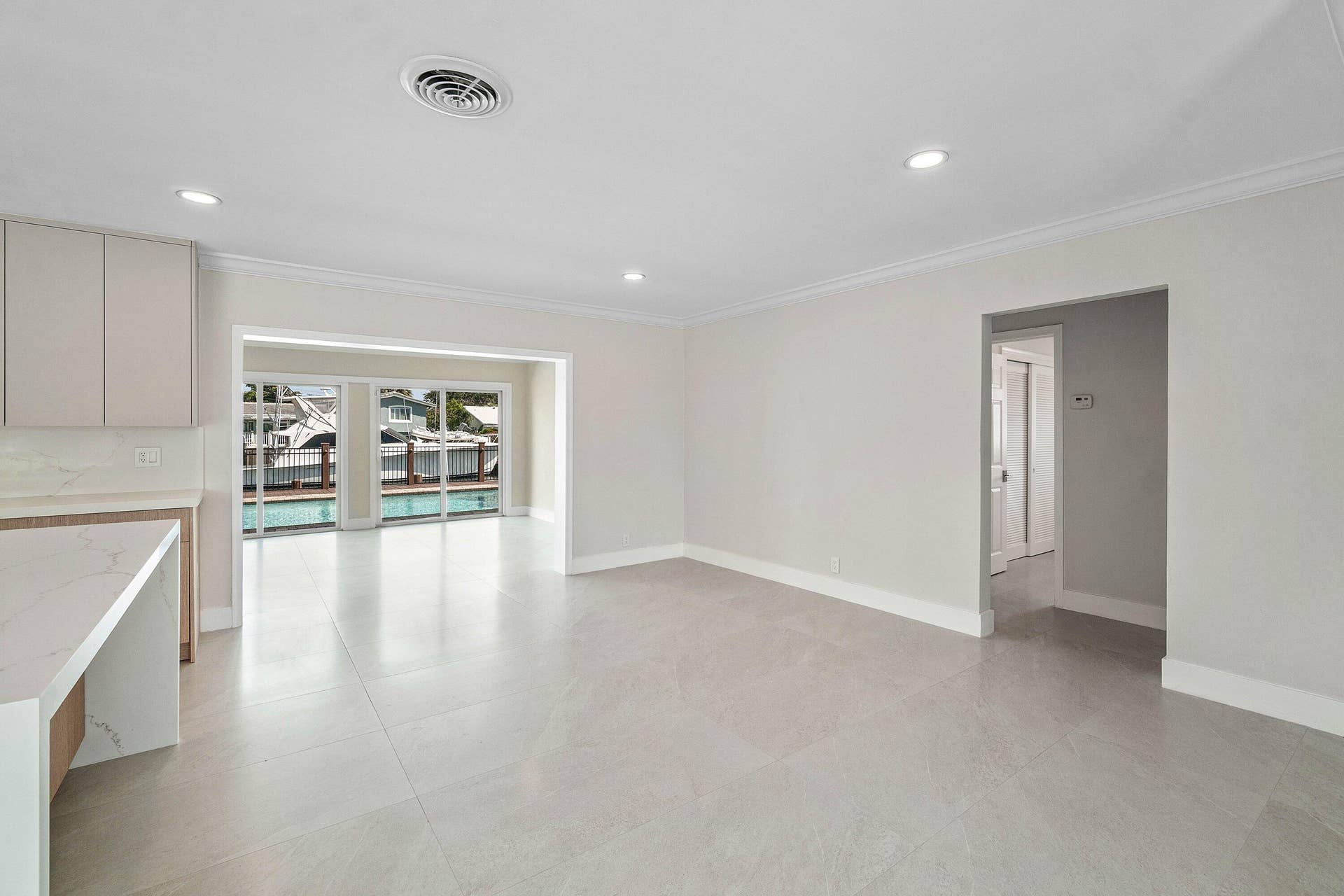 008-1525Southeast6thStreet-DeerfieldBeac
