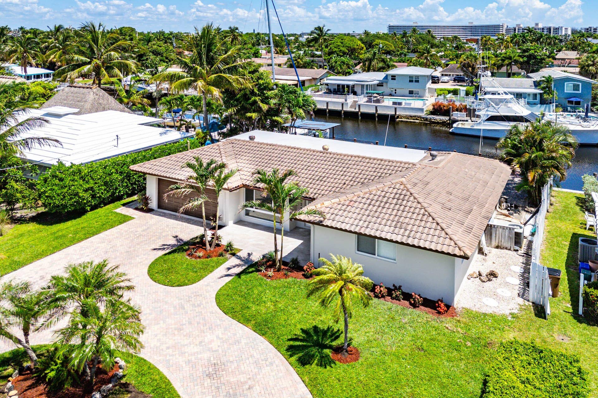 042-1525Southeast6thStreet-DeerfieldBeac