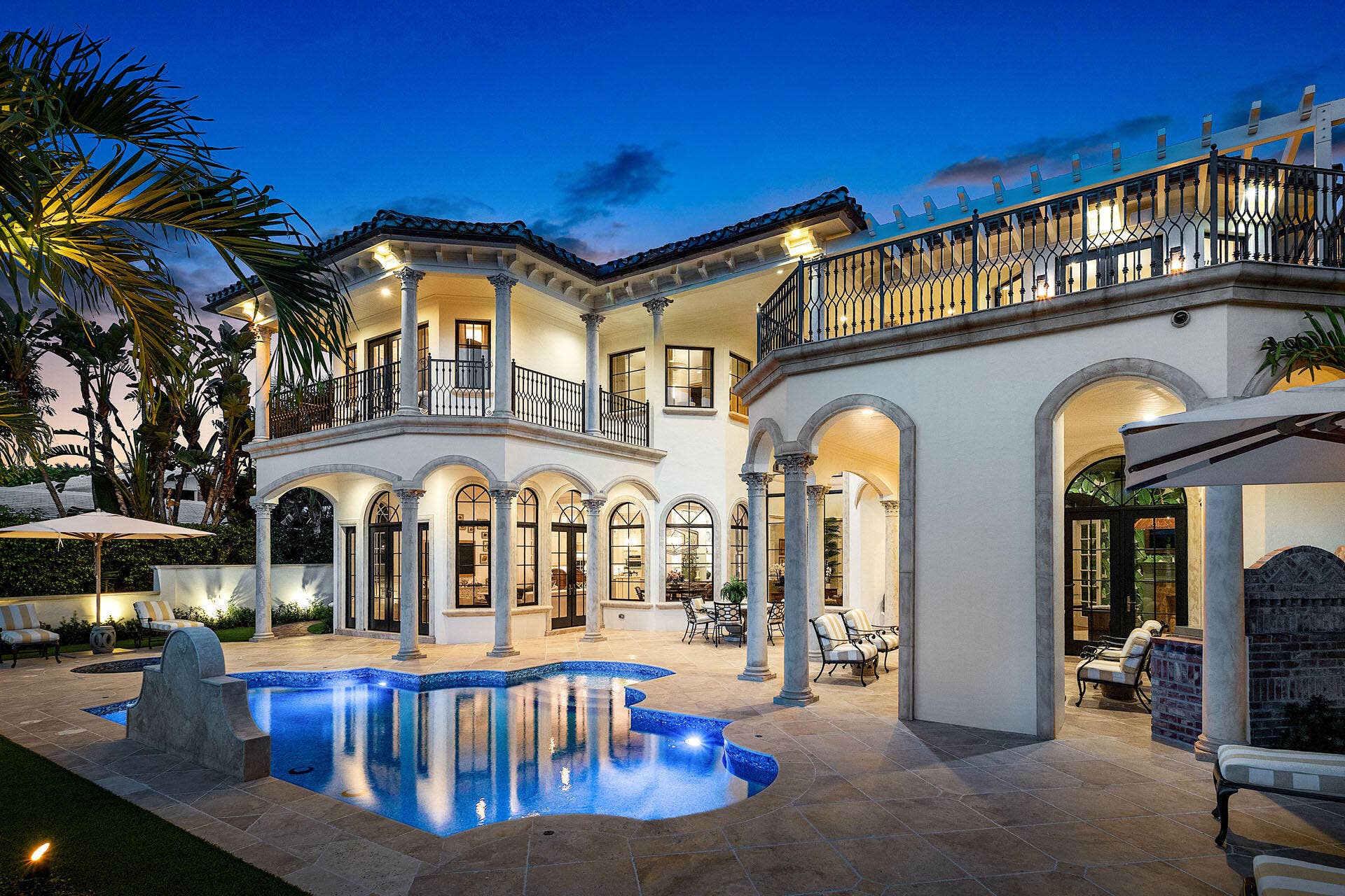 2055 Royal Palm Way, Boca Raton, FL 33432 2055_Royal_Palm_Way_Dusk_10