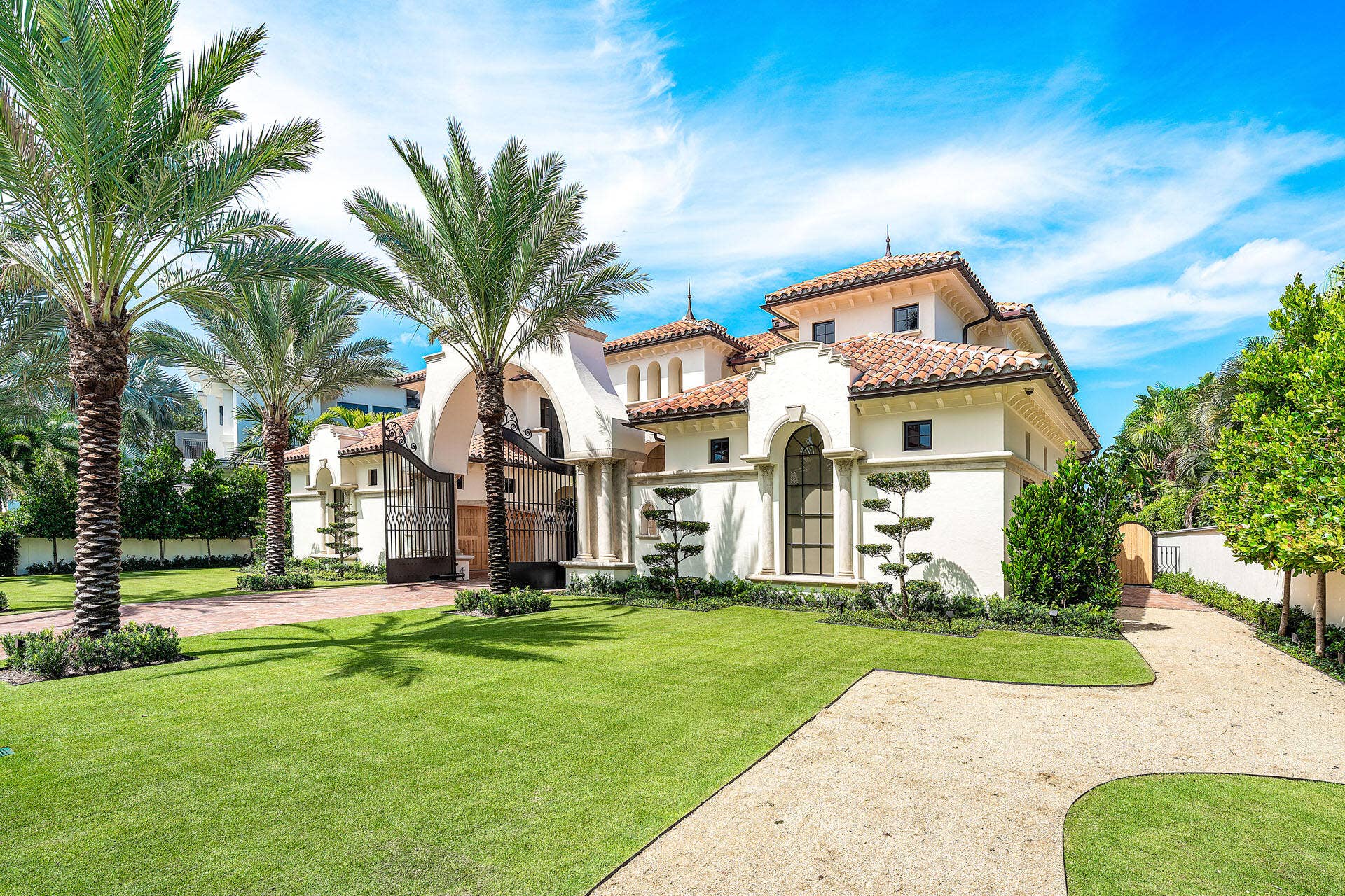 2055 Royal Palm Way, Boca Raton, FL 33432 2055_Royal_Palm_Way_02