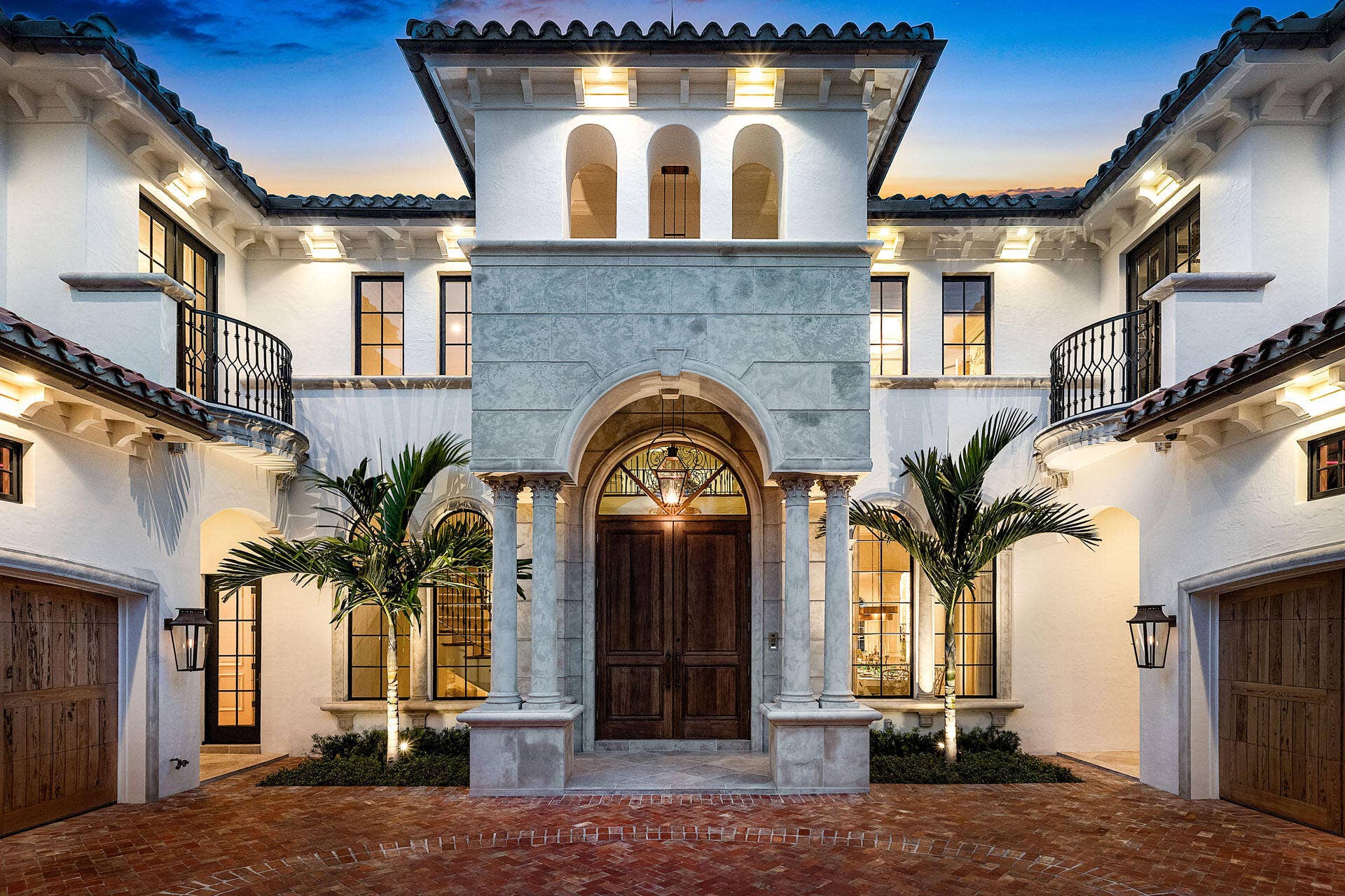 2055 Royal Palm Way, Boca Raton, FL 33432 2055_Royal_Palm_Way_Dusk_05