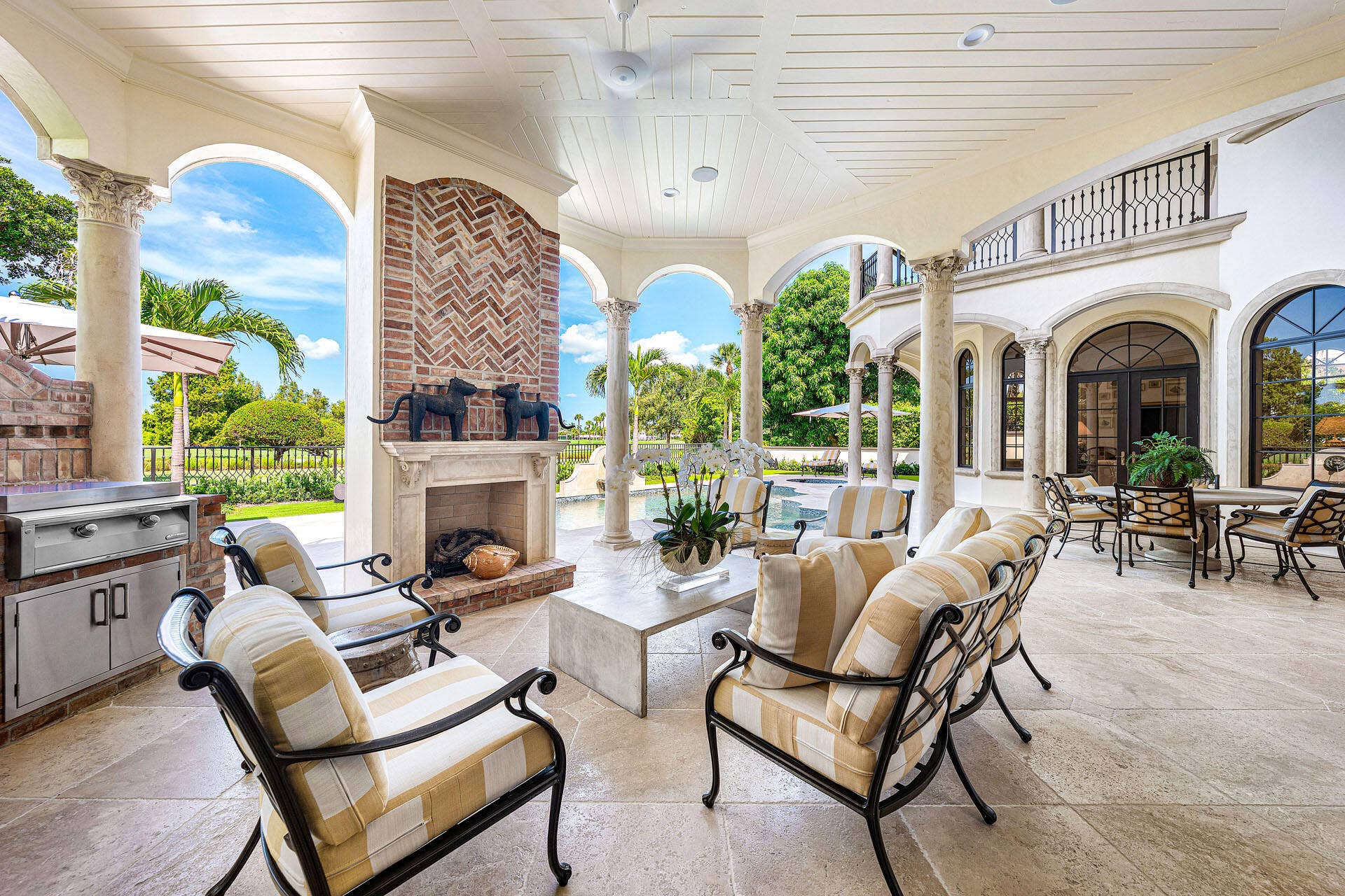 2055 Royal Palm Way, Boca Raton, FL 33432 2055_Royal_Palm_Way_16
