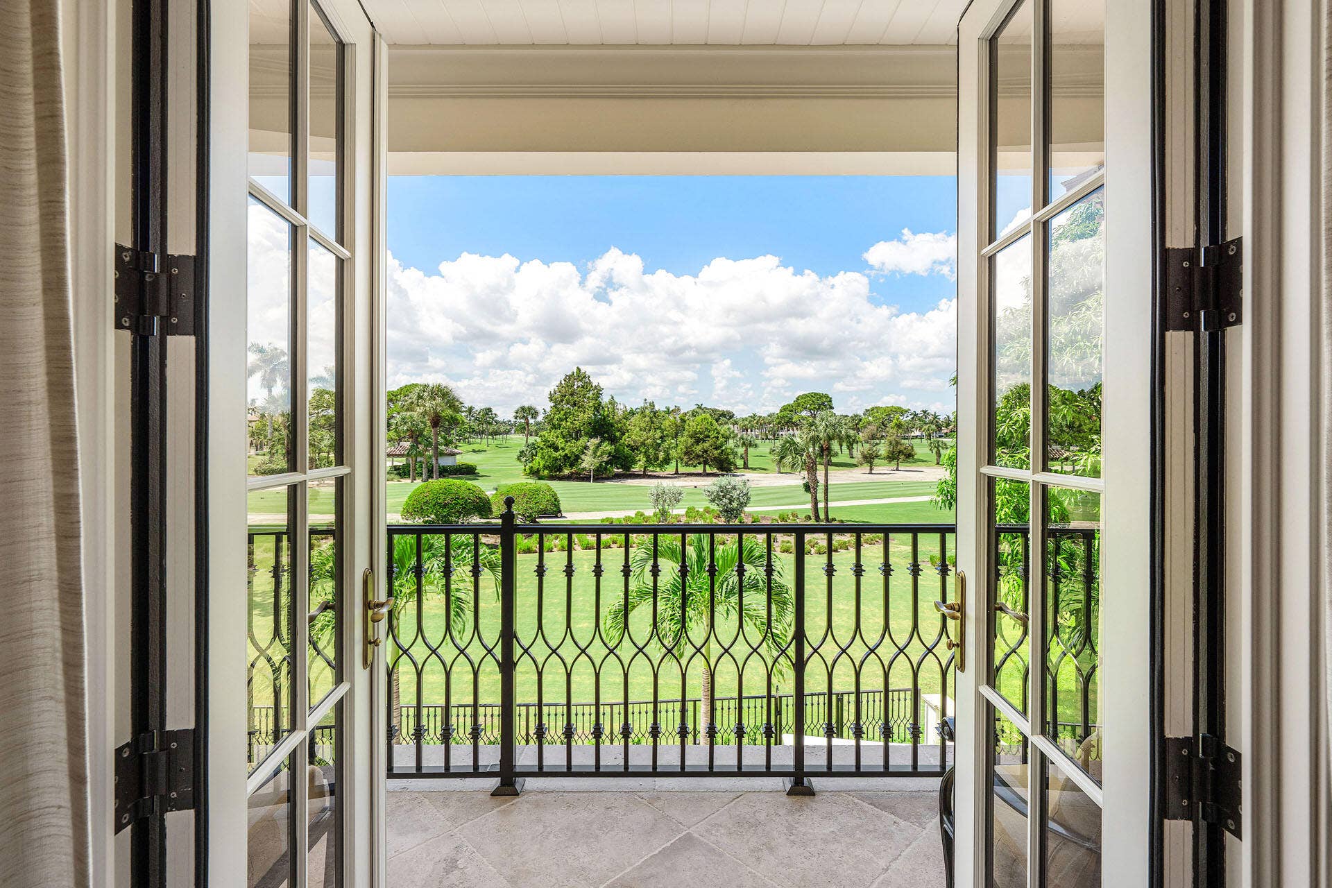 2055 Royal Palm Way, Boca Raton, FL 33432 2055_Royal_Palm_Way_52