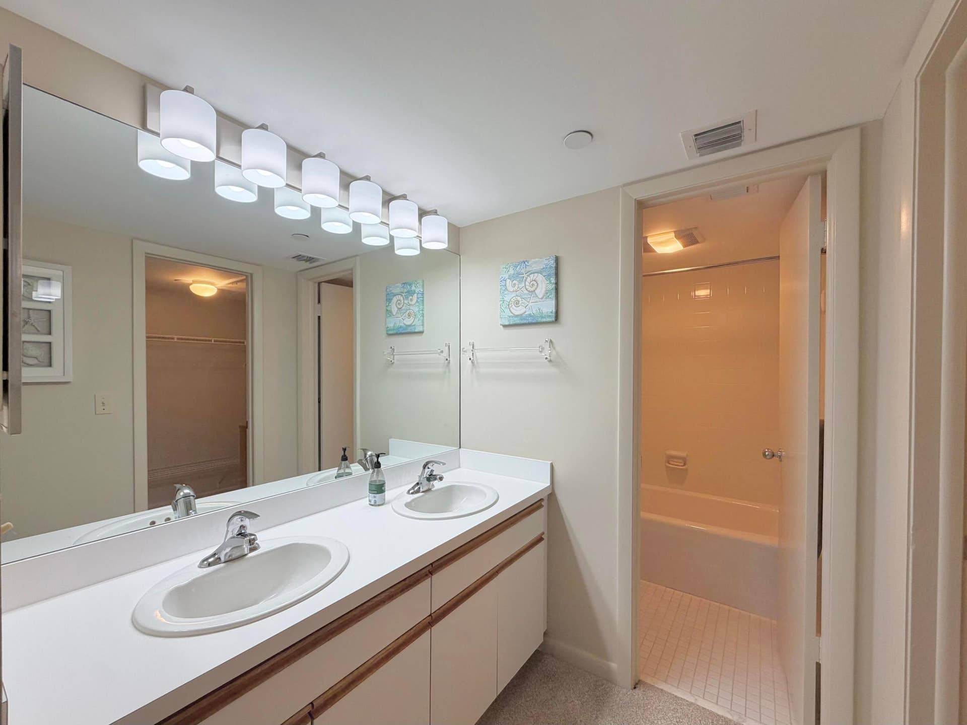 337 Oak Harbour Drive, Juno Beach, Juno Beach, FL 33408 Primary Bathroom