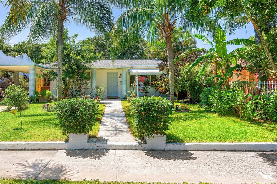 Property photo for 418 KERN Street, West Palm Beach, FL