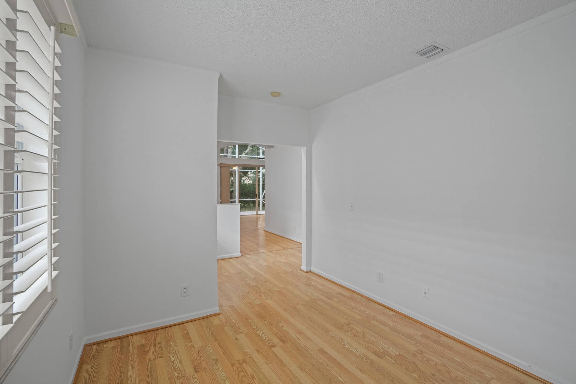 15298 SW 49th Street, Davie, FL 33331 Den Bed 4