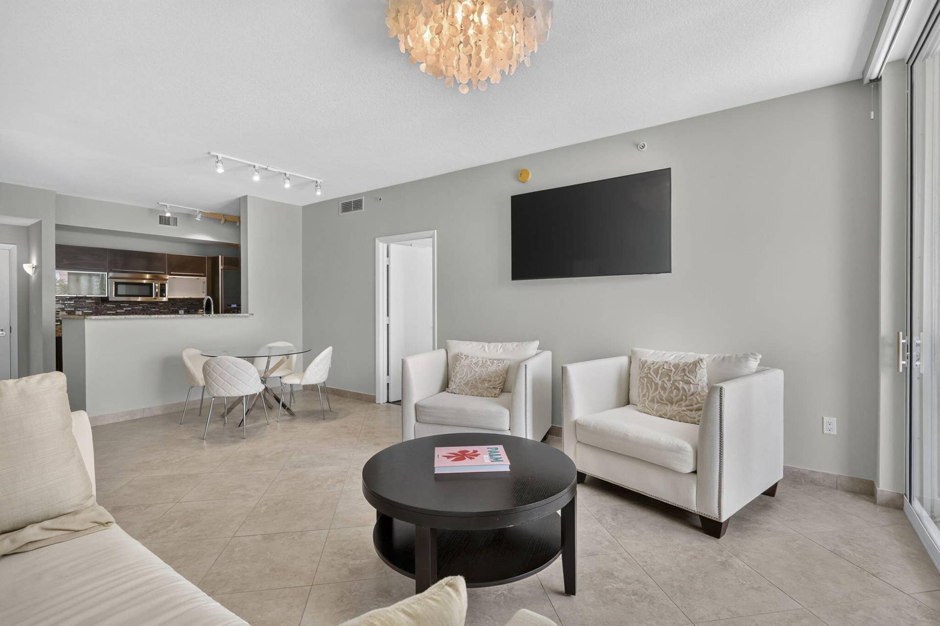 550 Okeechobee Boulevard, #1215, West Palm Beach, FL 33401 Living and Dining Areas