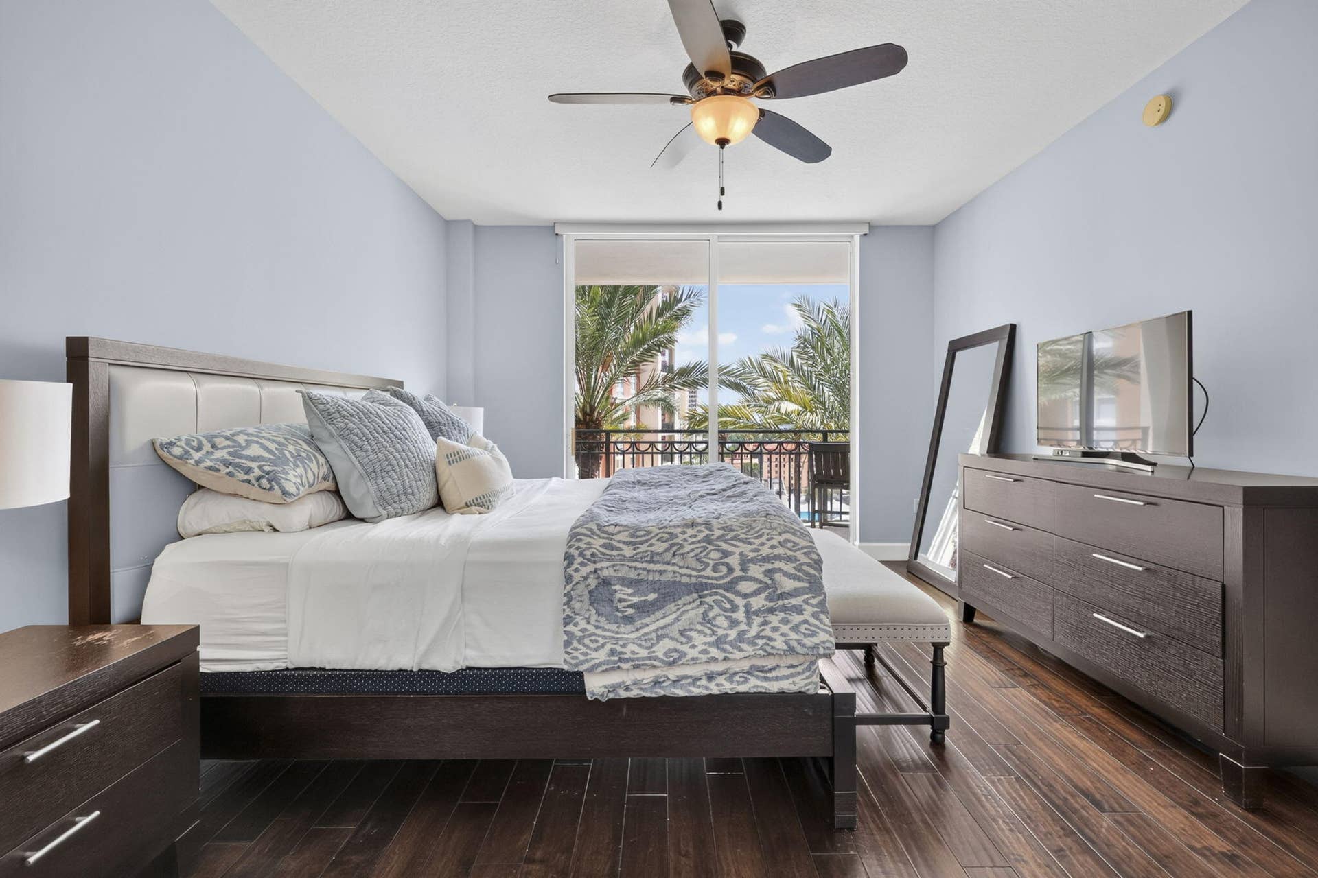 550 Okeechobee Boulevard, #1215, West Palm Beach, FL 33401 Primary Bedroom