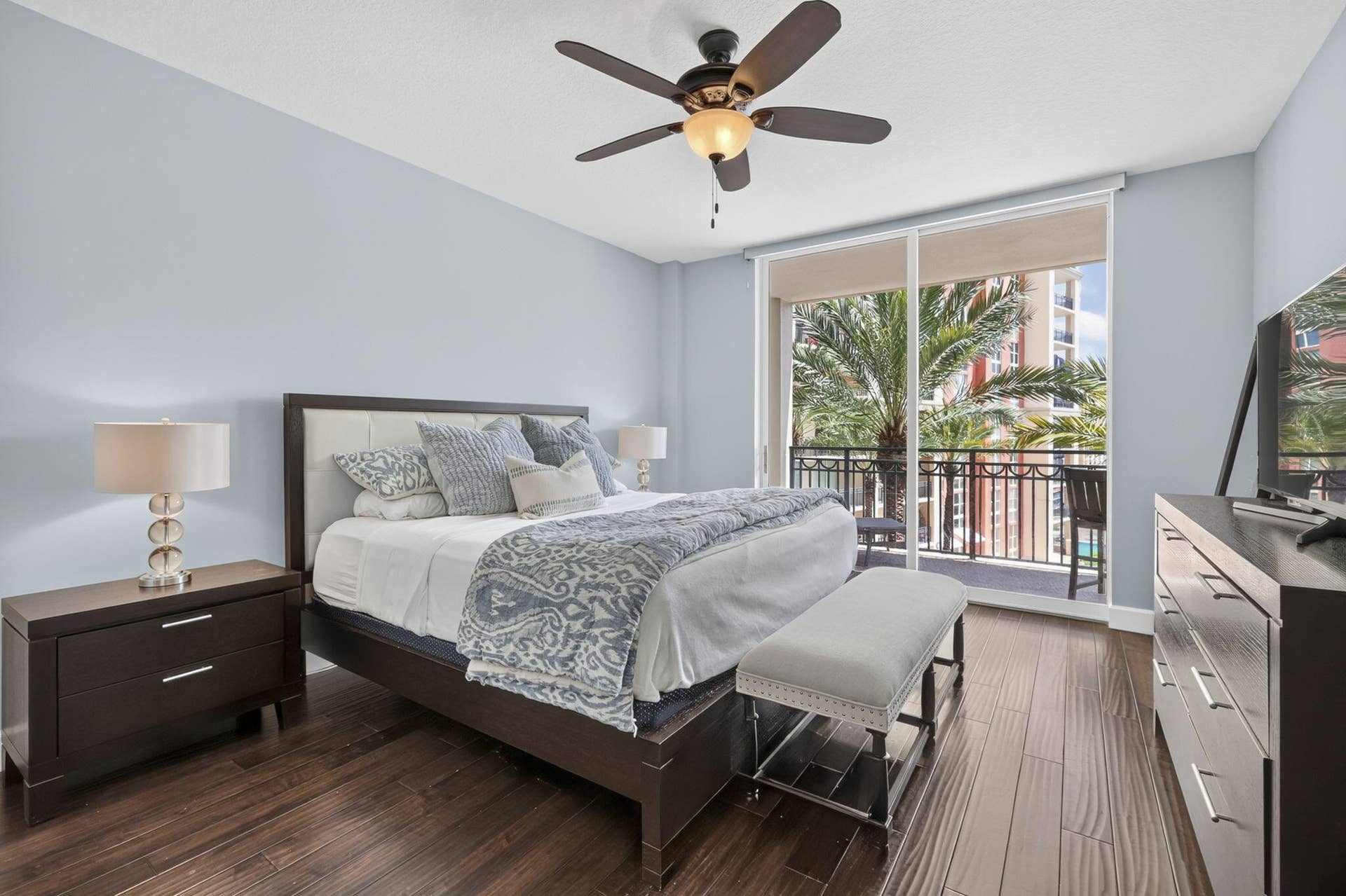 550 Okeechobee Boulevard, #1215, West Palm Beach, FL 33401 Primary Bedroom