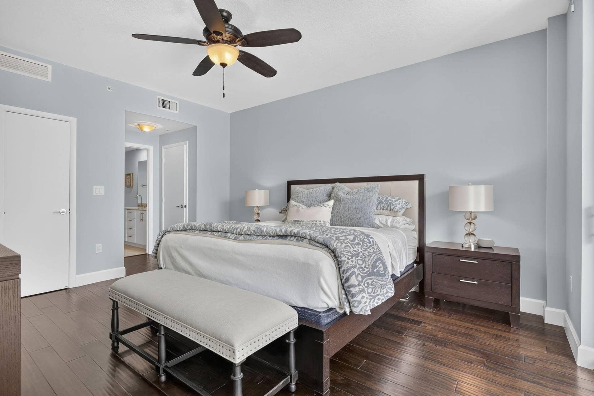 550 Okeechobee Boulevard, #1215, West Palm Beach, FL 33401 Primary Bedroom