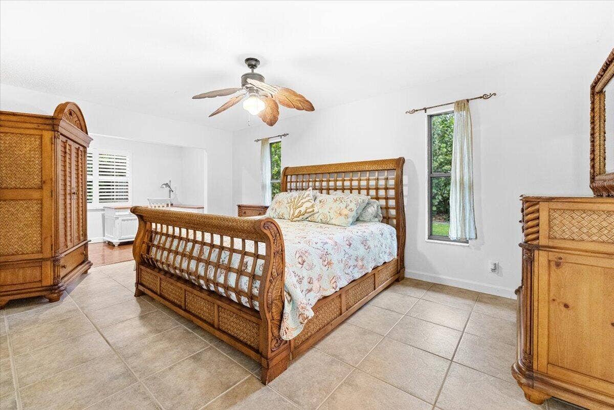 101 TIMBER Lane, Jupiter, FL 33458 02-101 Timber Ln a-2452